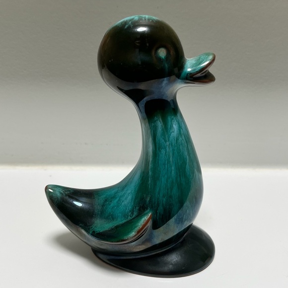 Blue Mountain Pottery Other - Blue Mountain Pottery Duck 5in Tall